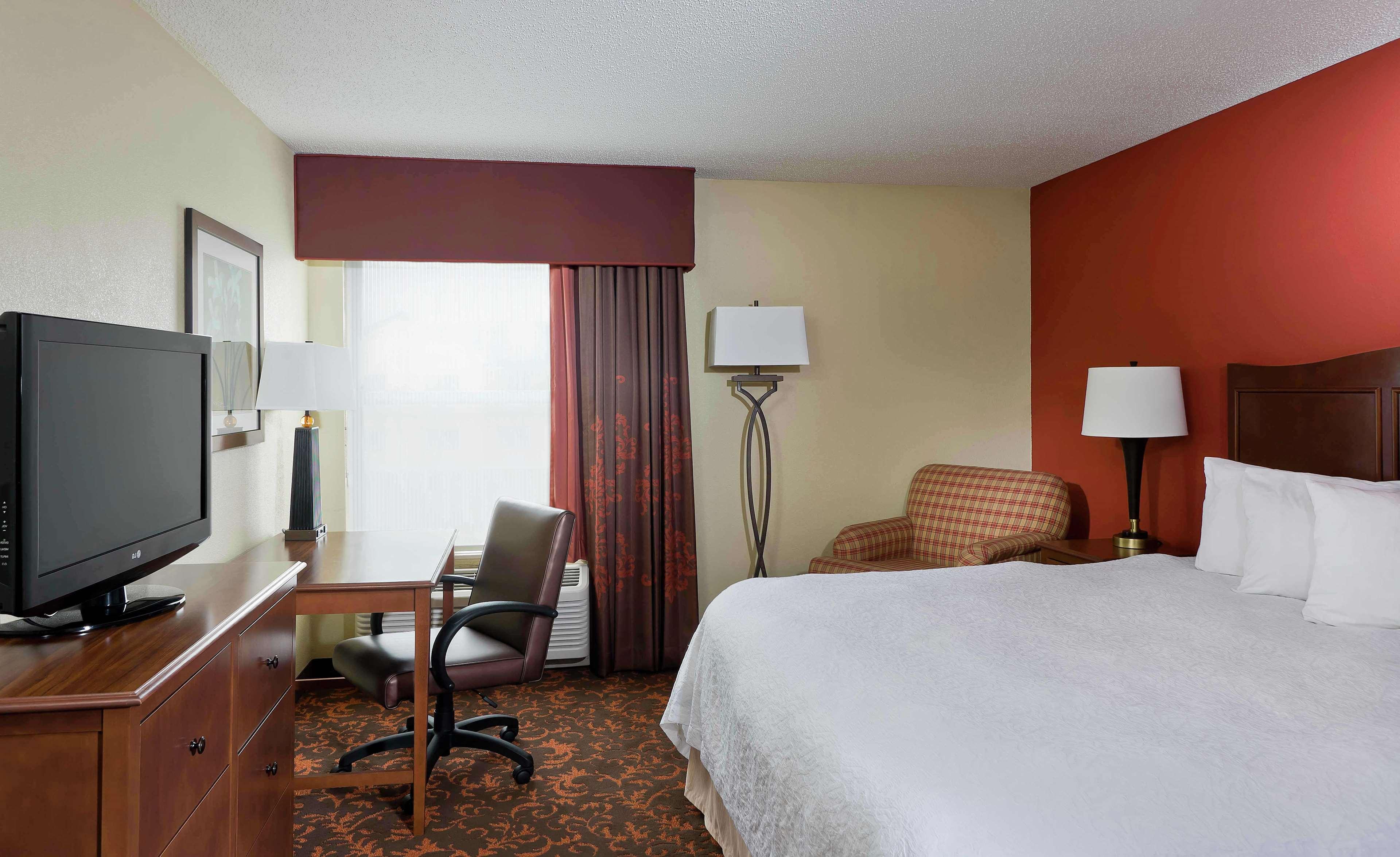 Hampton Inn Chicago-Тинли Парк Екстериор снимка