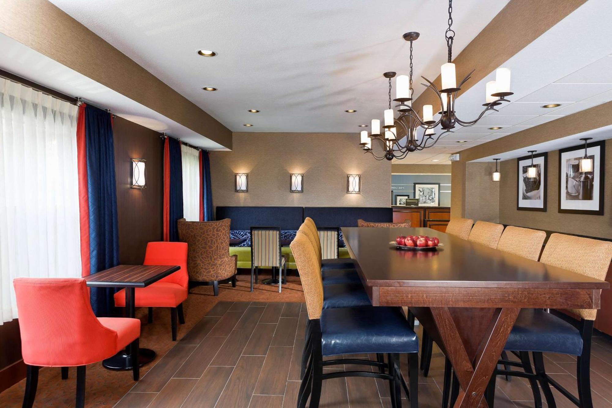 Hampton Inn Chicago-Тинли Парк Екстериор снимка